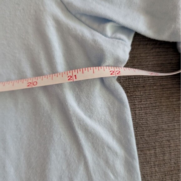 Half Moon Cay Bahamas T-shirt Estimated Size L Light Blue Seahorse - Picture 2 of 3